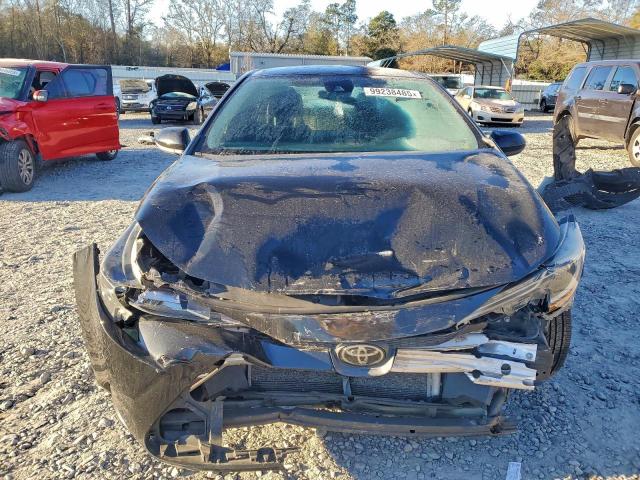 Toyota Corolla Le Image 4