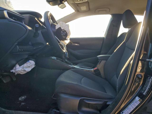 Toyota Corolla Le Image 8