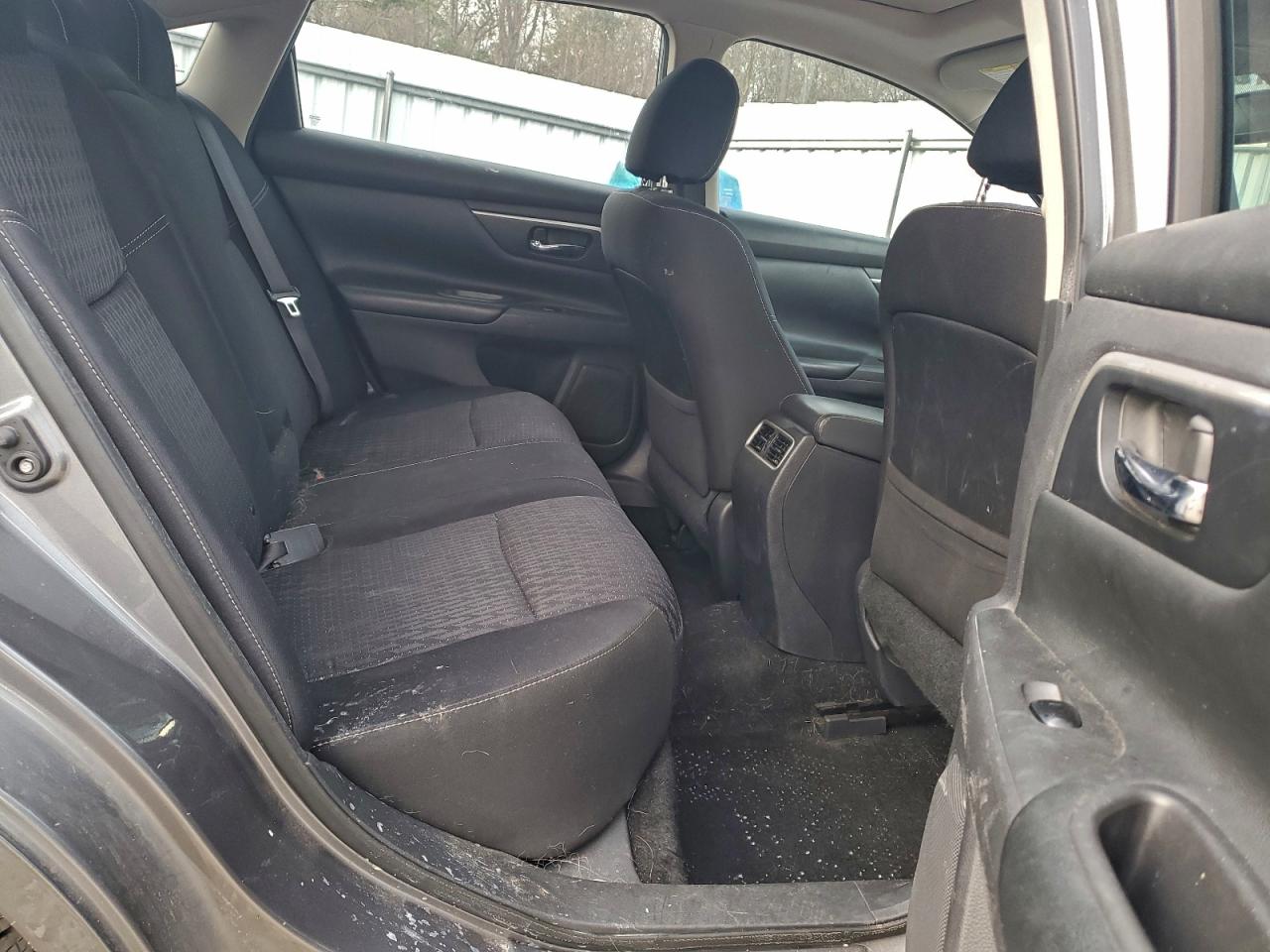 Nissan Altima 2.5 Image 10