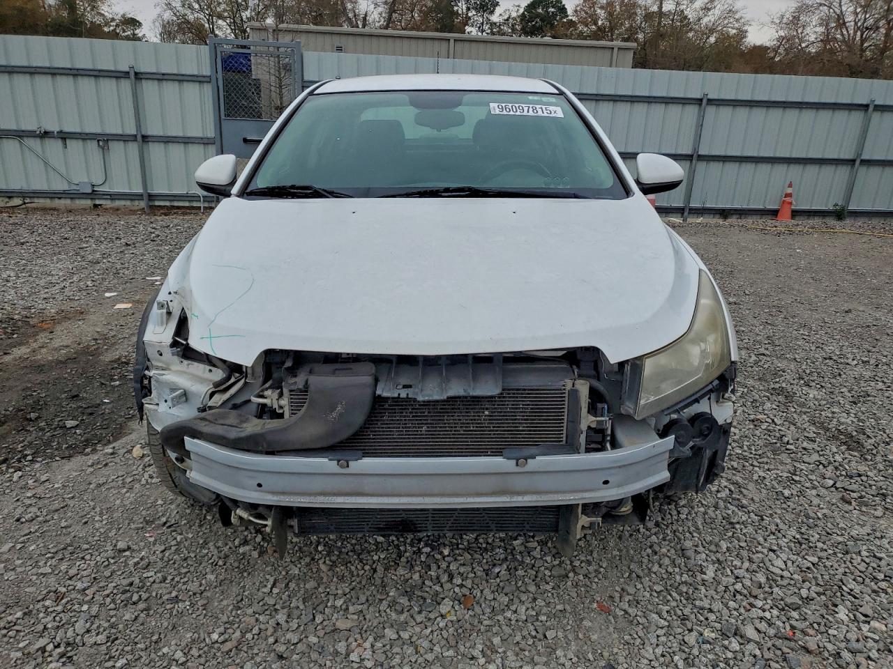 Chevrolet Cruze Lt Image 6