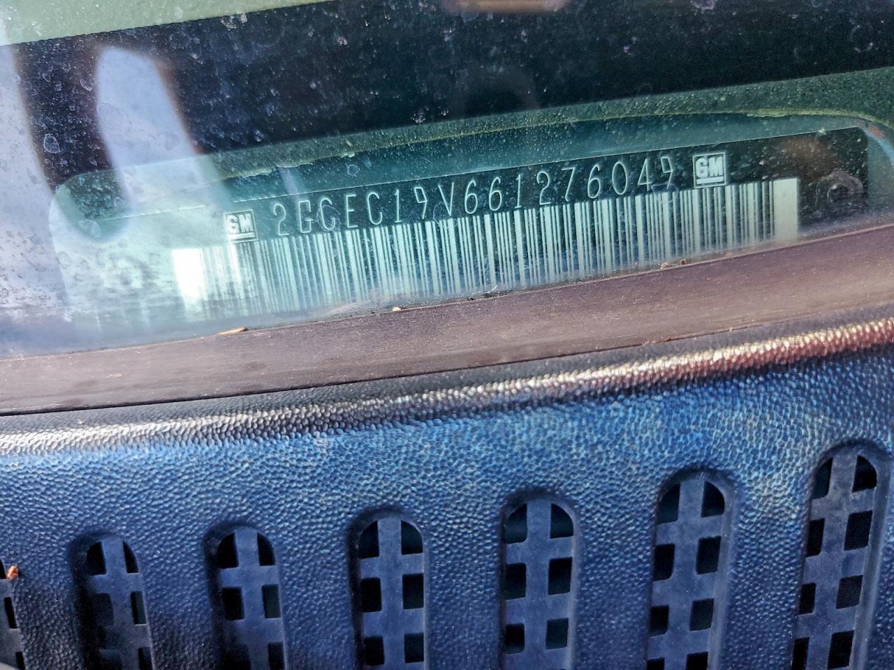 Chevrolet Silverado C1500 Image 11