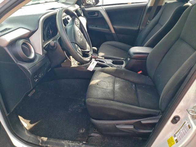 Toyota RAV4 Le Image 3