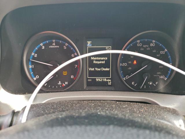 Toyota RAV4 Le Image 10